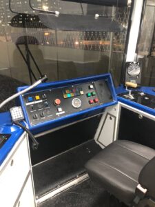Antigo carro do "Pré-Metrô" é preservado na Cidade Nova