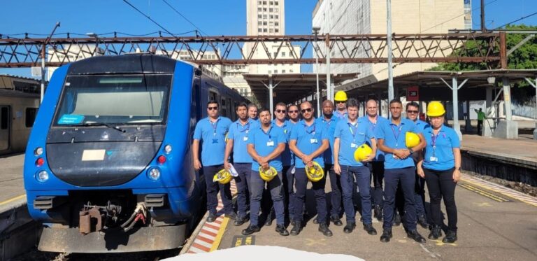 Supervia forma 11 novos maquinistas
