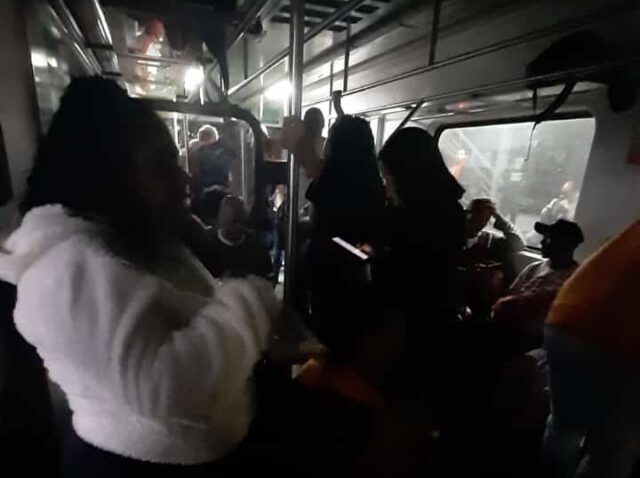 Trem_sem_luz_Supervia_01072025_Victor_Pedretti