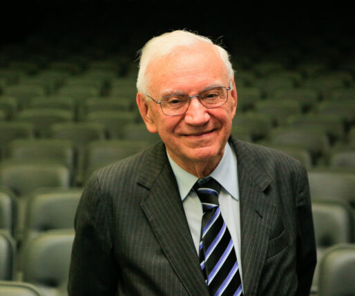 Fundador da Embraer, Ozires Silva completa 93 anos