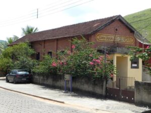 Antiga Estação de Santana do Deserto, agora uma residência