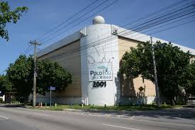 Rua com prédio em cima O conteúdo gerado por IA pode estar incorreto.