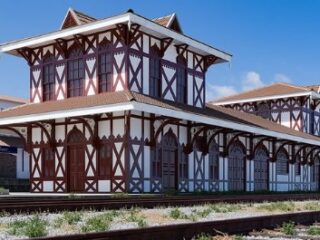 Designer cria maquete 3D e passeio virtual da estação ferroviária de Japeri