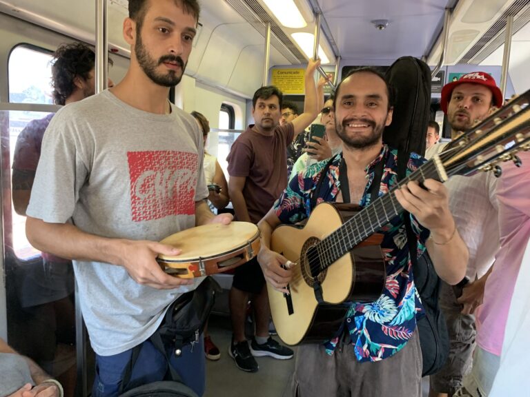 O evento Trem do Choro acontecerá neste dia 23 de abril, entre a Central do Brasil e Olaria