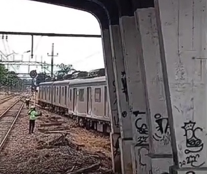 Trem descarrila em Mesquita e AGETRANSP apura as causas do incidente