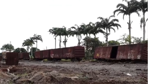 Vagões começam a ser retirados de Campos dos Goytacazes