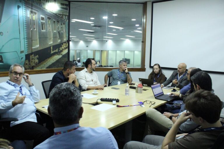 CREA-RJ realiza visita na TrensRJ após início da nova operação ferroviária no Rio