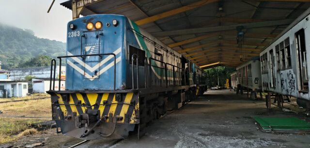 TrensRJ realiza manutenção em locomotivas dos ramais Guapimirim e Vila Inhomirim TrensRJ realiza manutenção em locomotivas dos ramais Guapimirim e Vila Inhomirim