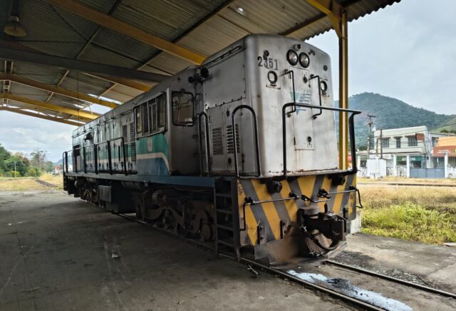 TrensRJ realiza manutenção em locomotivas dos ramais Guapimirim e Vila Inhomirim TrensRJ realiza manutenção em locomotivas dos ramais Guapimirim e Vila Inhomirim