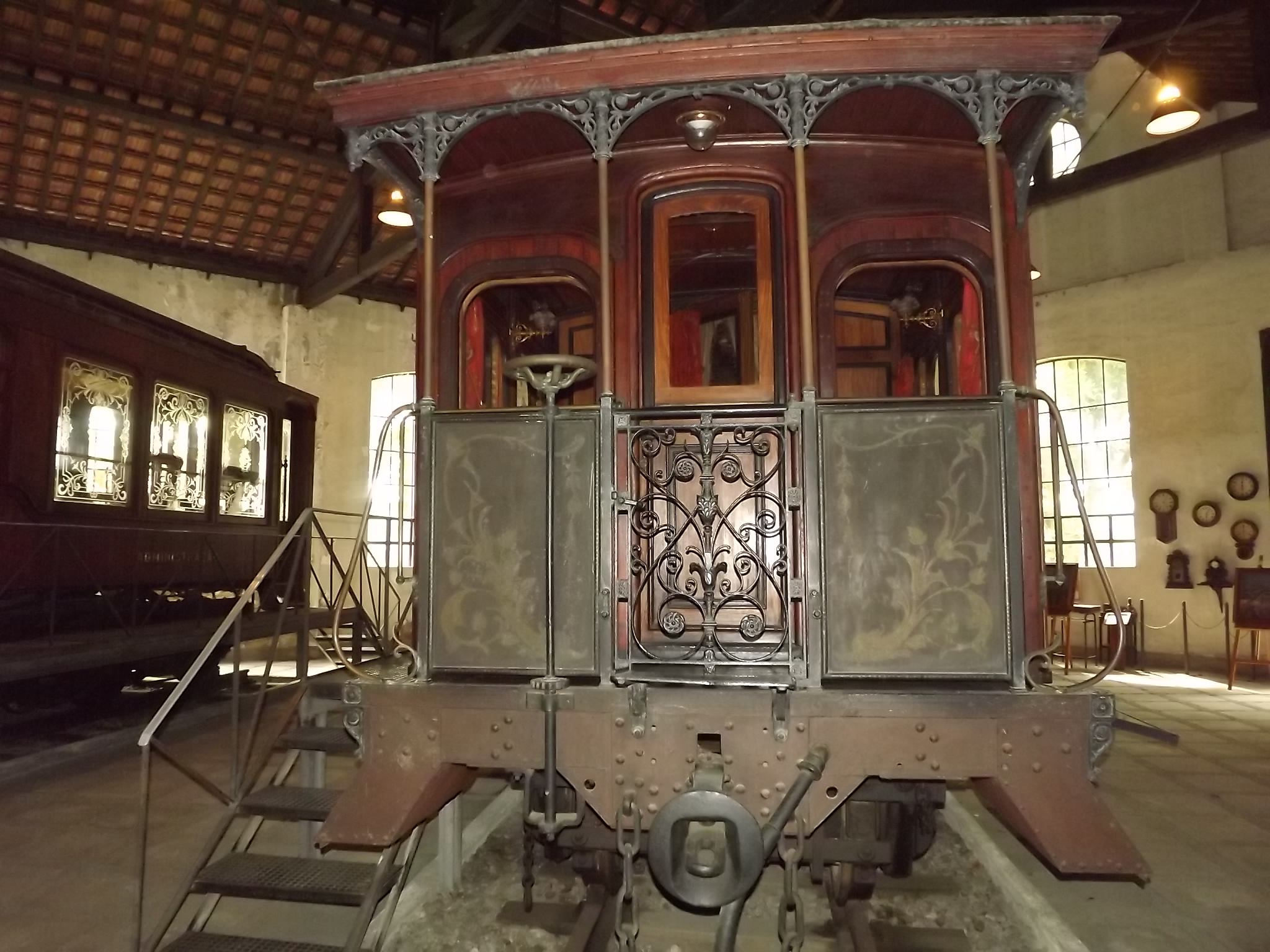 Carro Imperial do Museu do Trem mobiliza defensores da preservação ferroviária