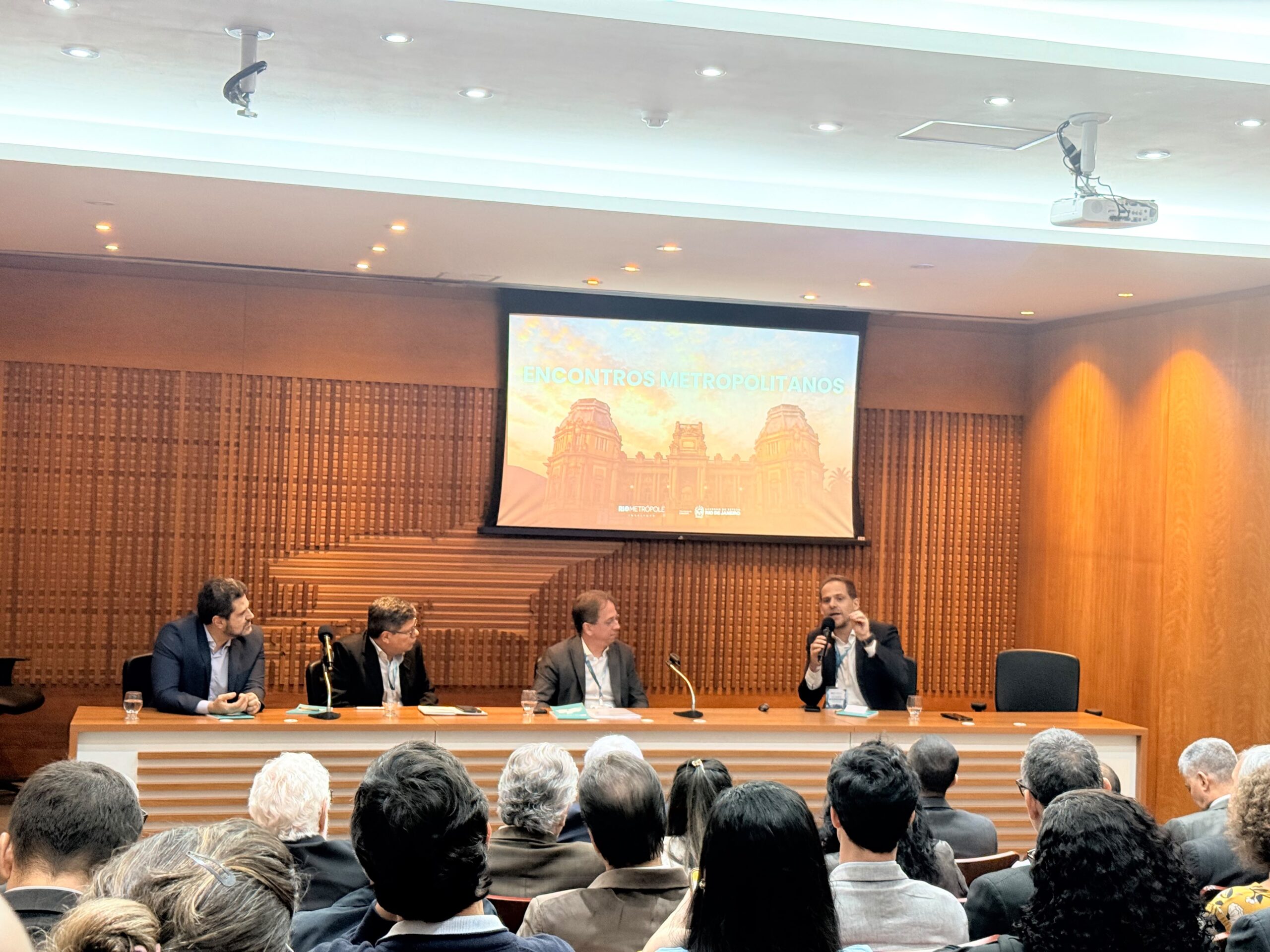 Seminário no Palácio Guanabara debate sobre integração entre transportes Seminário no Palácio Guanabara debate sobre integração entre transportes